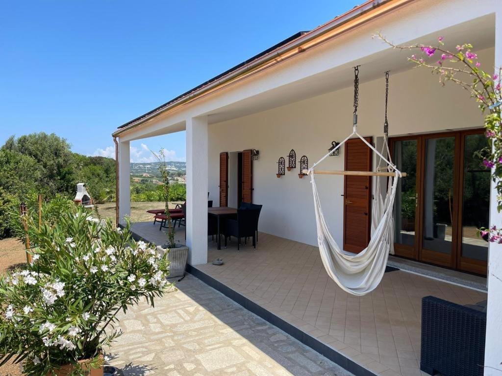 La Piana Holiday House Bassacutena Exteriér fotografie